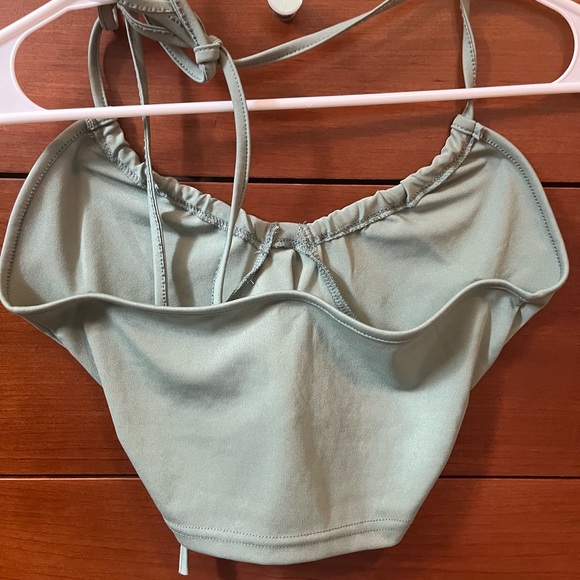 Cute green summer halter top! - Picture 3 of 3